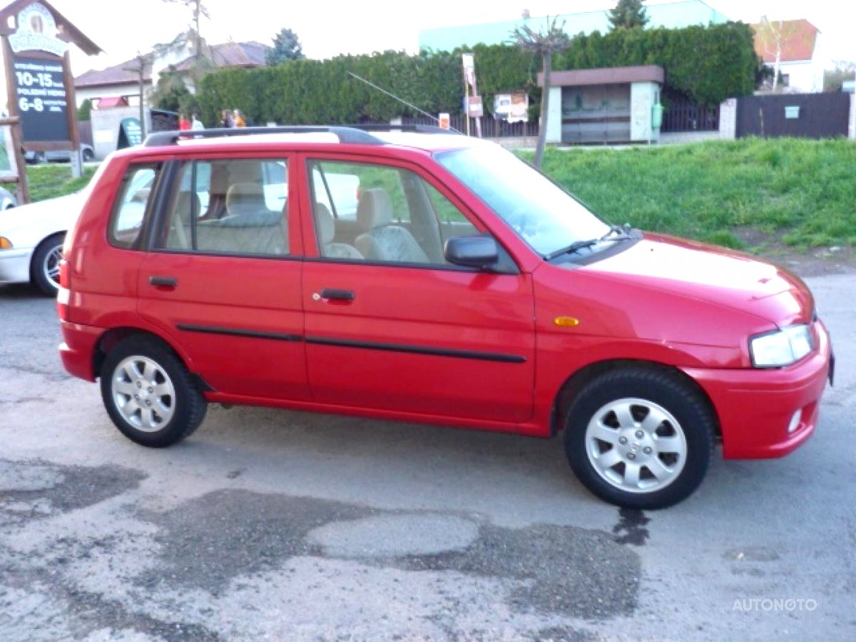 Mazda Demio, 1999 - pohled č. 2