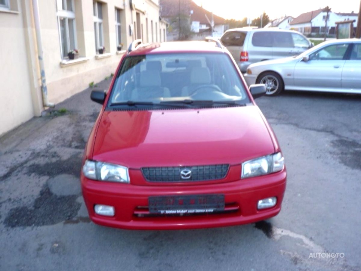 Mazda Demio, 1999 - pohled č. 3