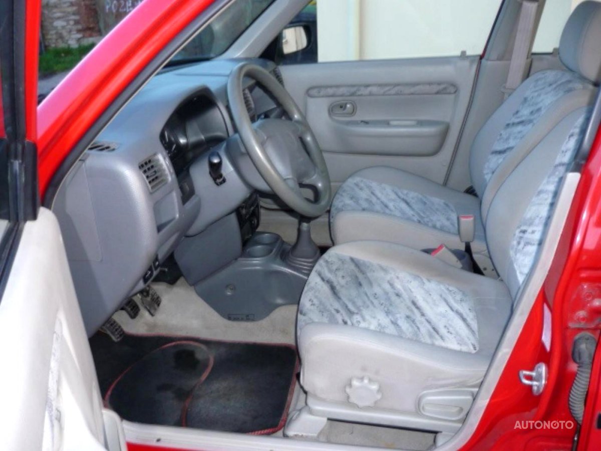 Mazda Demio, 1999 - pohled č. 8