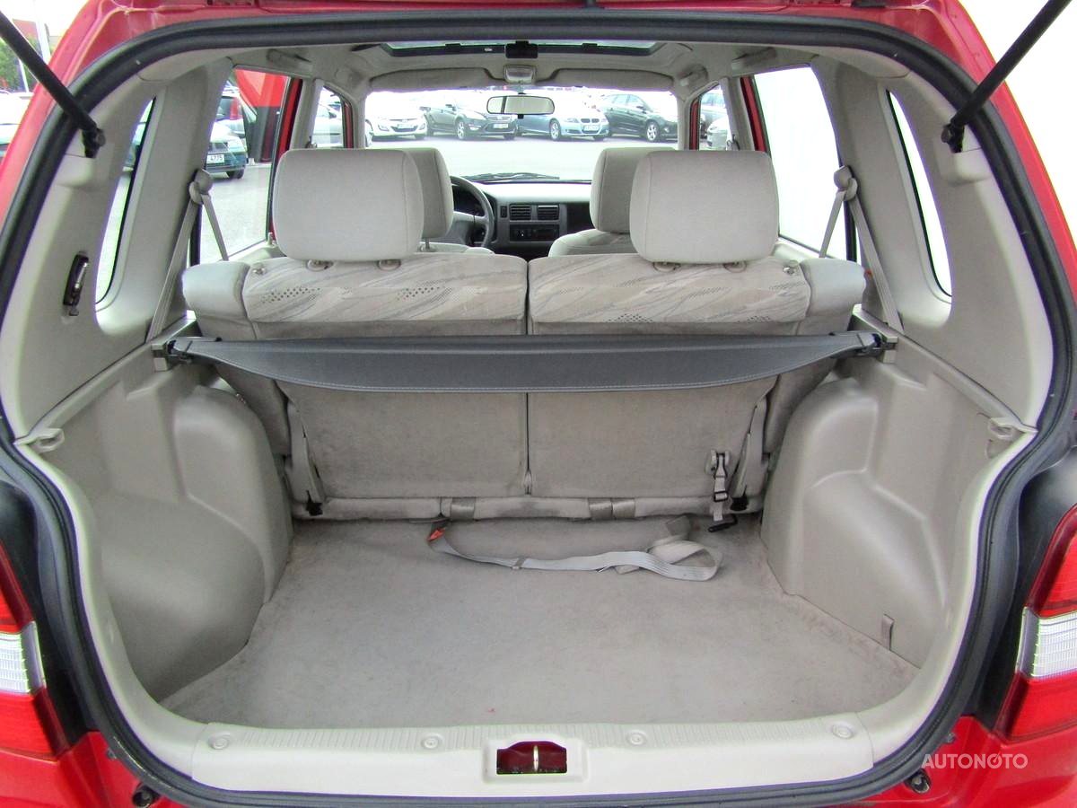 Mazda Demio, 1999 - pohled č. 9