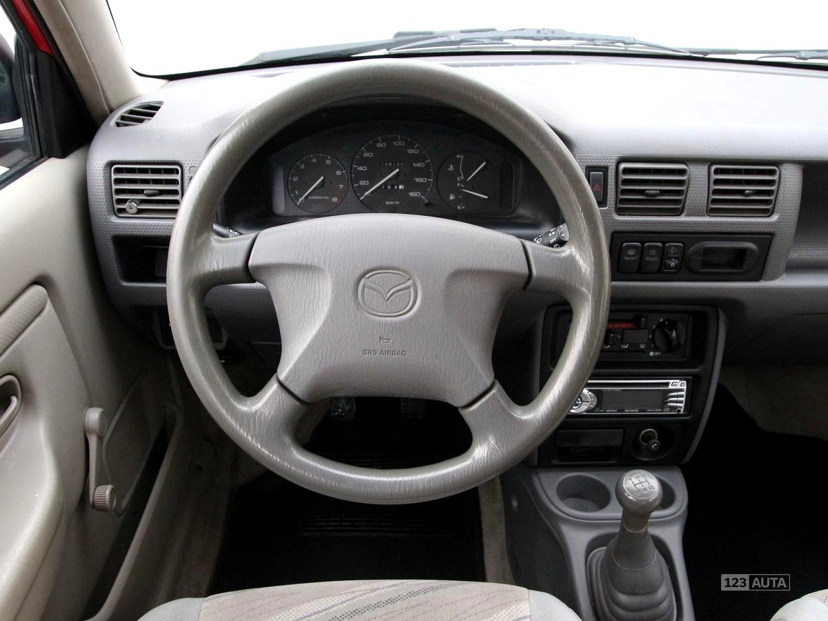 Mazda Demio, 1999 - pohled č. 11