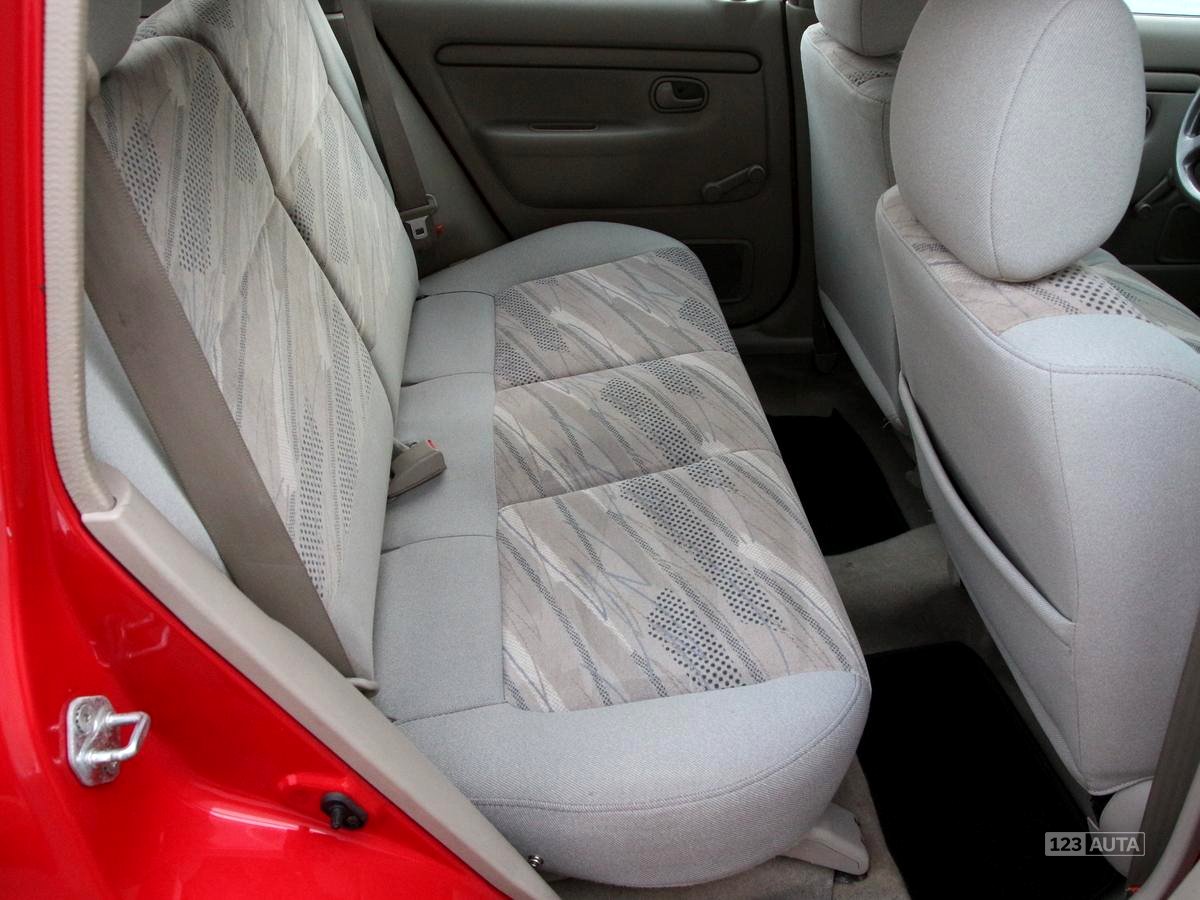 Mazda Demio, 1999 - pohled č. 16