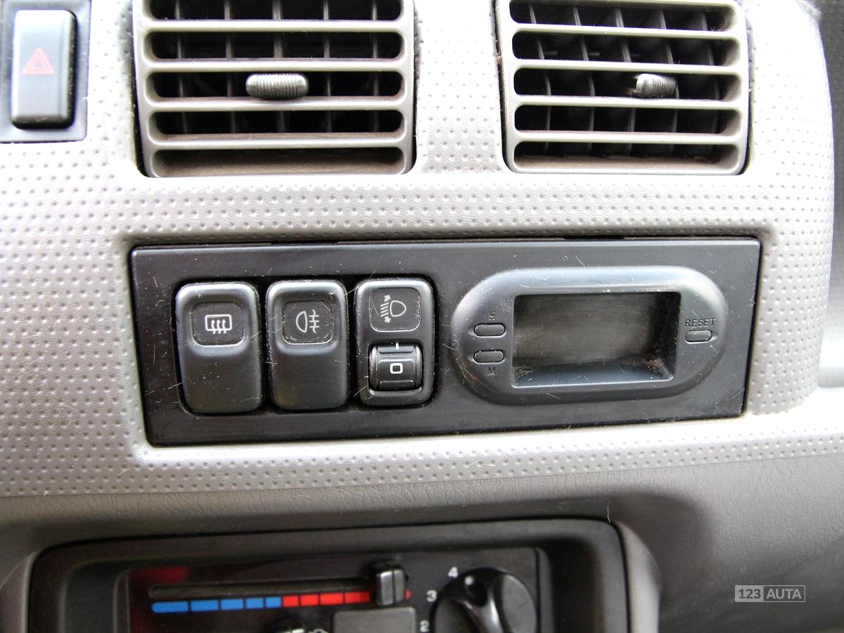 Mazda Demio, 1999 - pohled č. 17