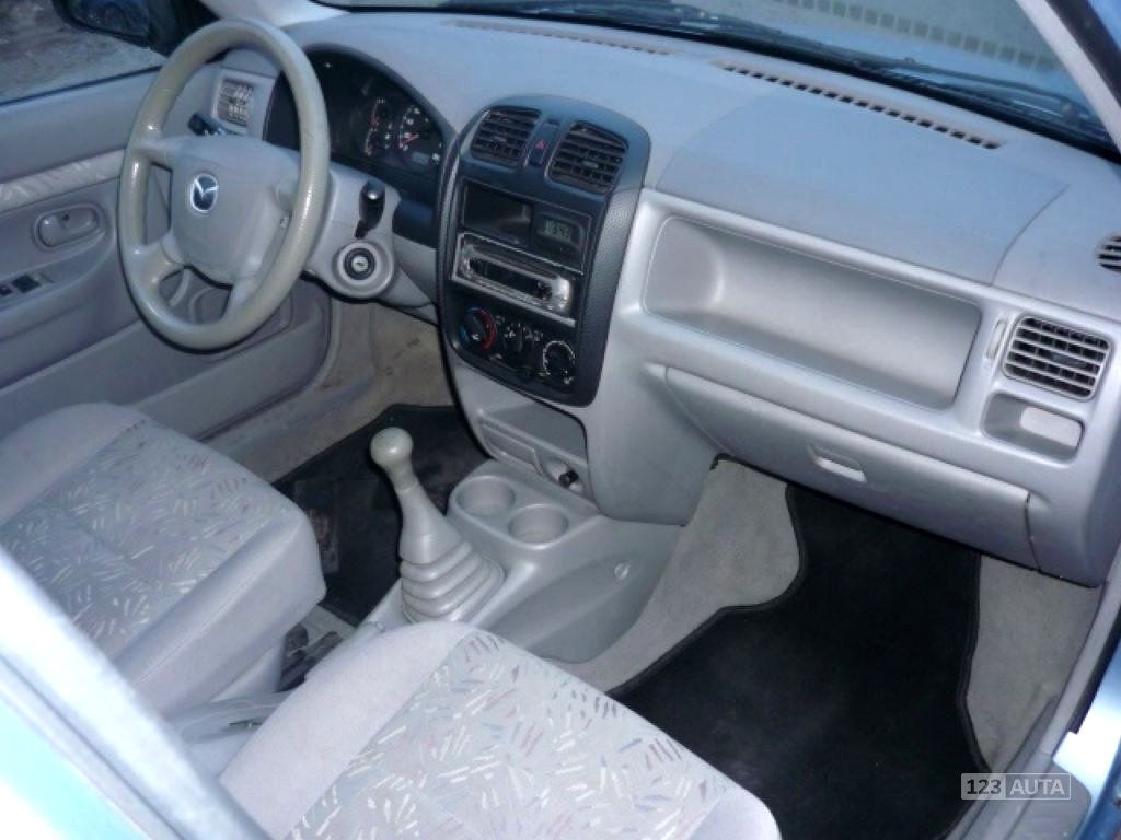 Mazda Demio, 2002 - pohled č. 15