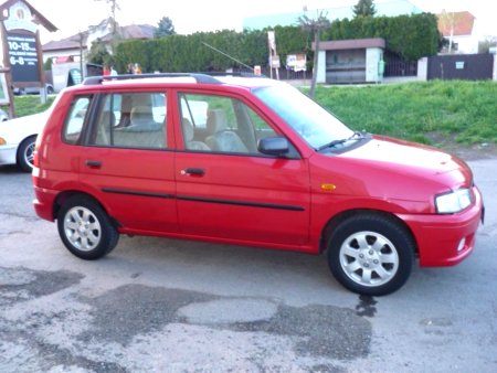 Mazda Demio, 1999 - pohled č. 2