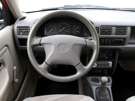 Mazda Demio, 1999 - pohled č. 11
