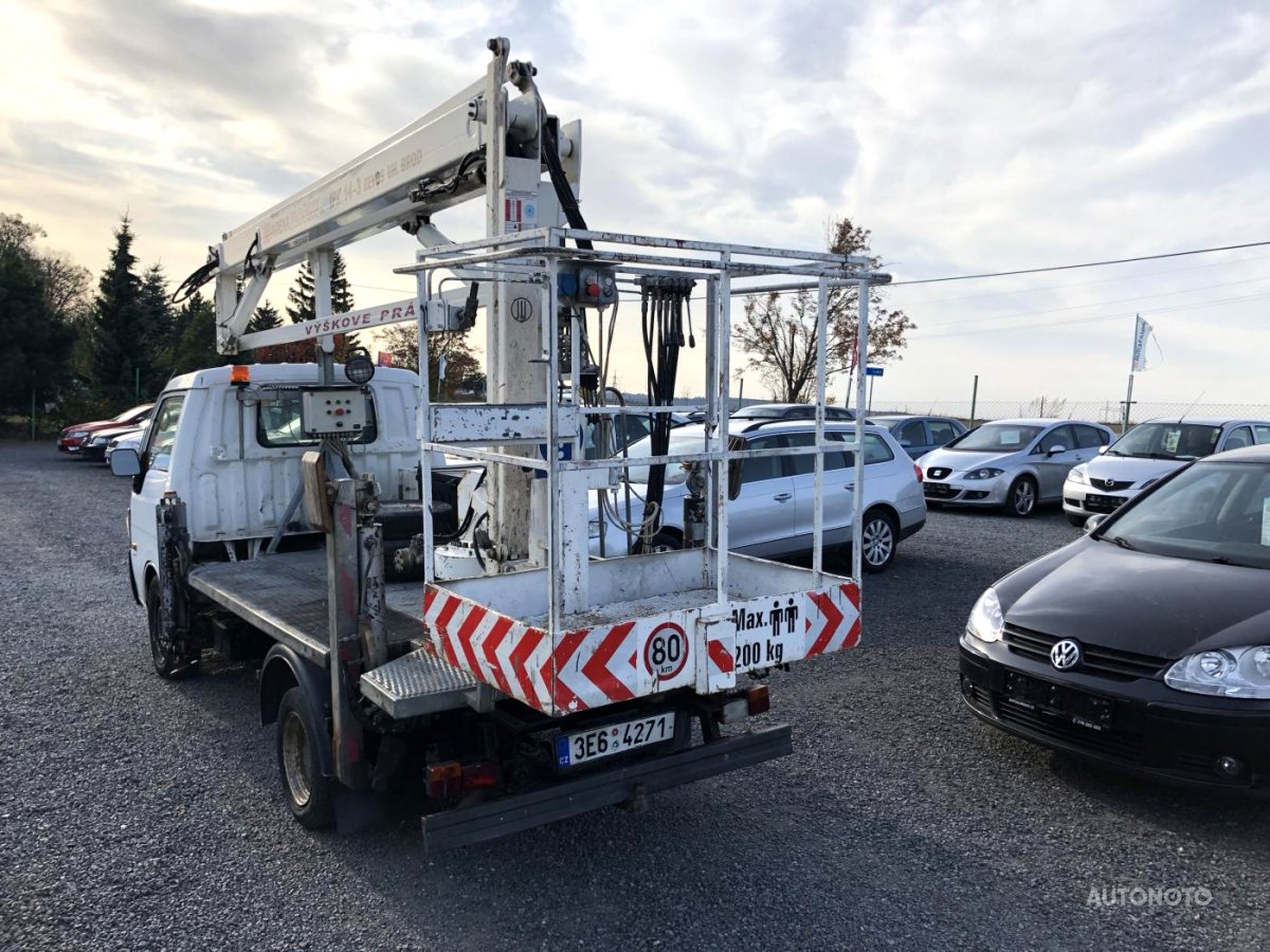 Mazda E 2200, 1999 - pohled č. 7