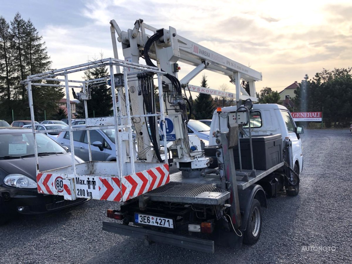 Mazda E 2200, 1999 - pohled č. 9