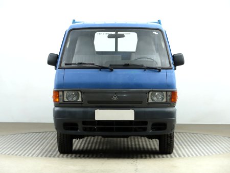 Mazda E 2200, 1999 - pohled č. 2