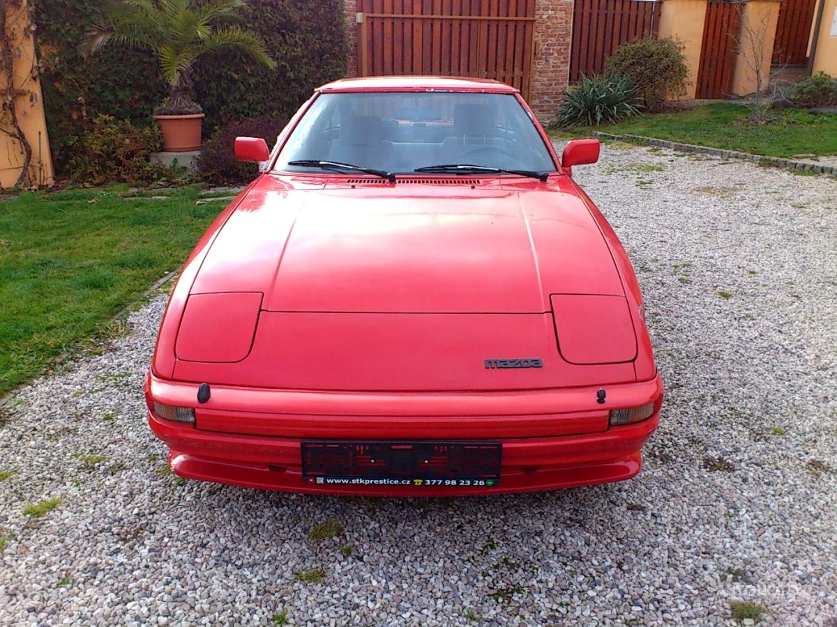 Mazda RX-7, 1984 - pohled č. 2