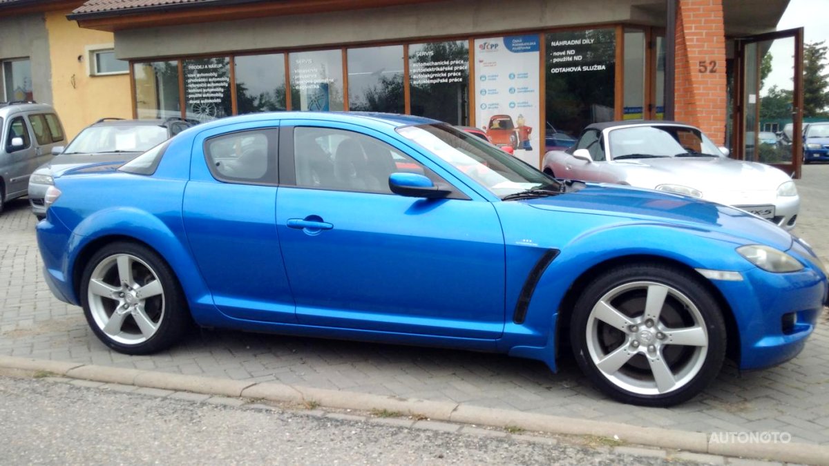 Mazda RX-8, 2006 - pohled č. 2