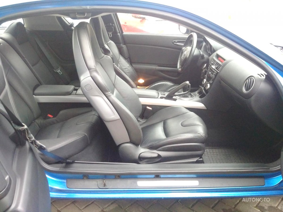 Mazda RX-8, 2006 - pohled č. 3