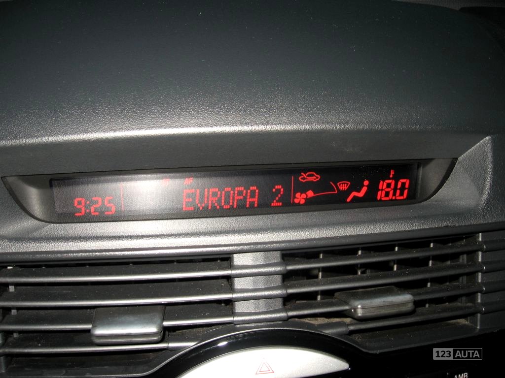 Mazda RX-8, 2004 - pohled č. 13