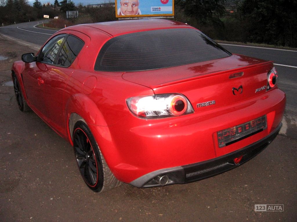 Mazda RX-8, 2004 - pohled č. 4