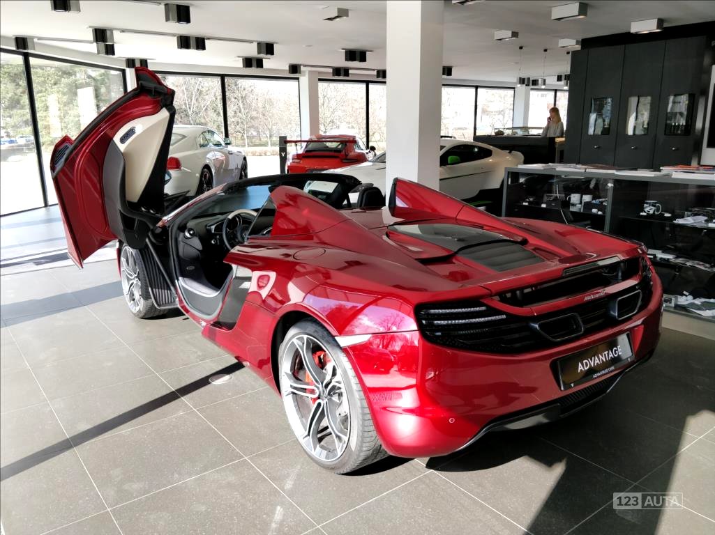 McLaren MP4-12C, 2013 - pohled č. 10