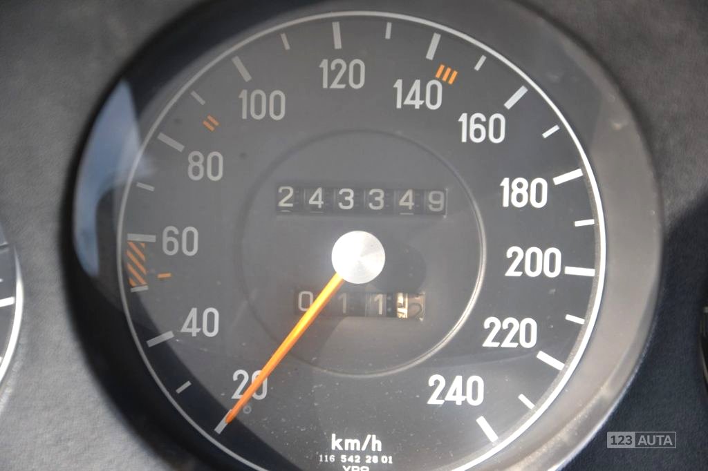 Mercedes-Benz 116, 1977 - pohled č. 6