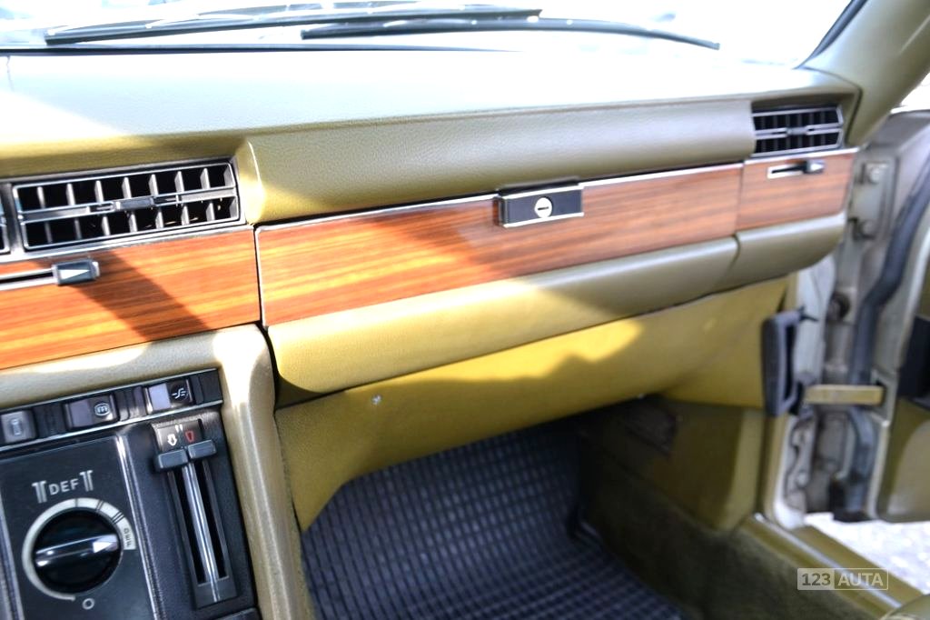 Mercedes-Benz 116, 1977 - pohled č. 9