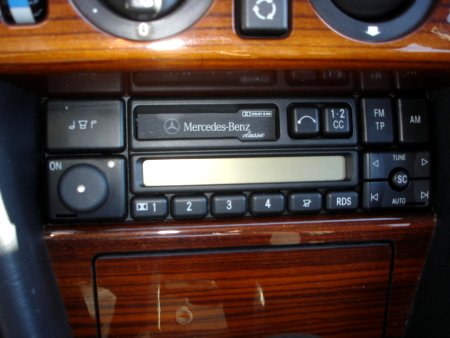 Mercedes-Benz 124, 1995 - pohled č. 10