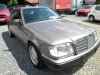 Mercedes-Benz 124, 1989 - pohled č. 3