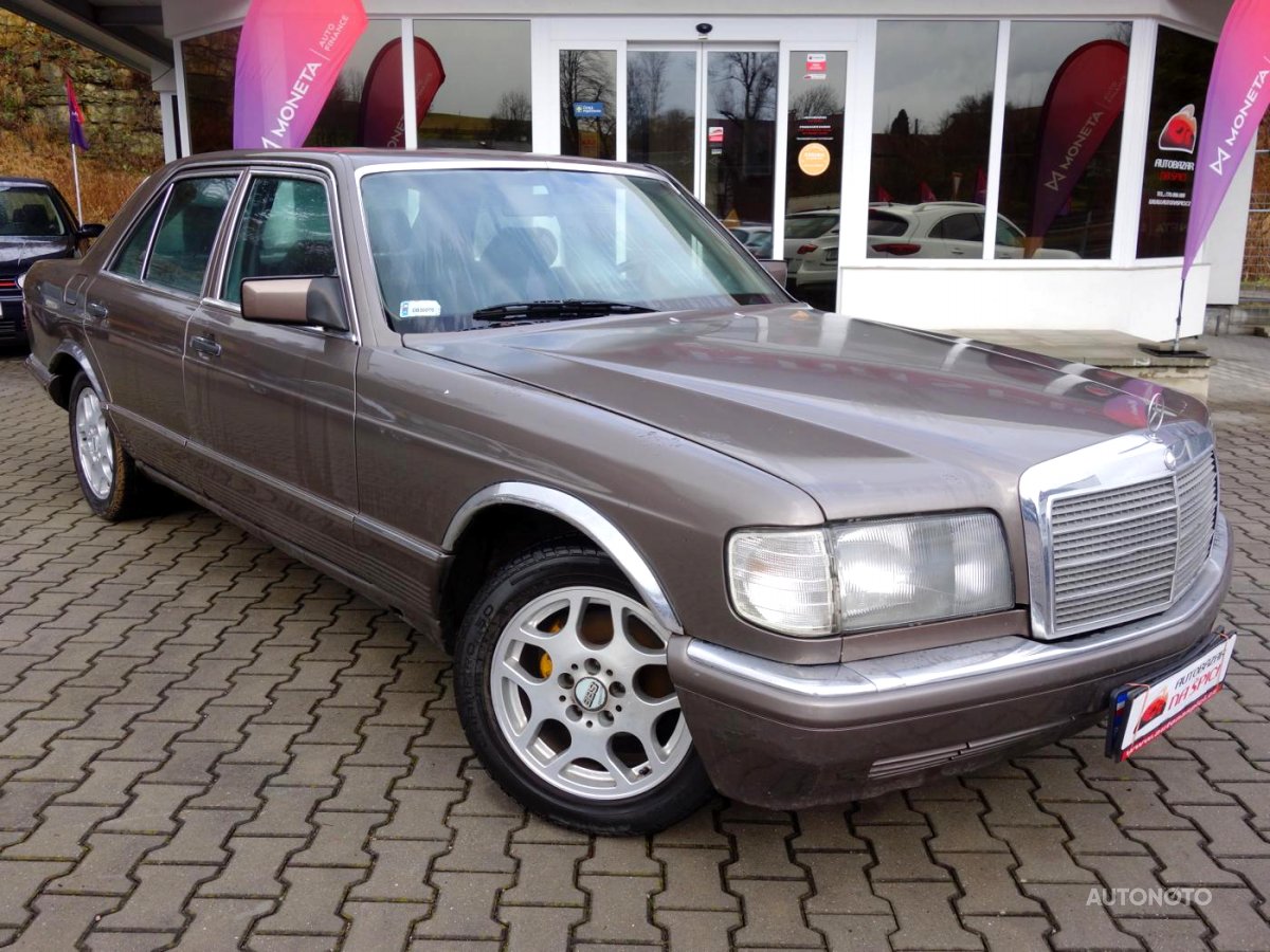 Mercedes-Benz 126, 1983 - celkový pohled