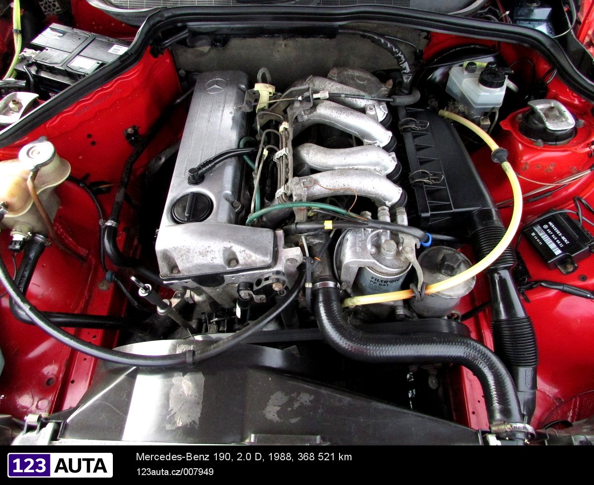 Mercedes-Benz 190, 1988 - pohled č. 9