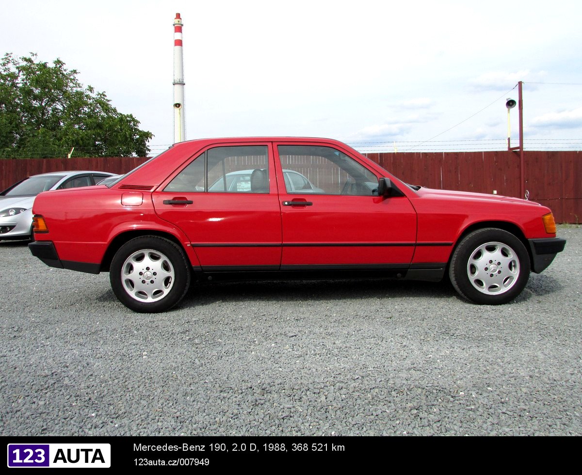 Mercedes-Benz 190, 1988 - pohled č. 4