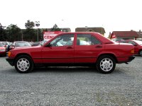 Mercedes-Benz 190, 1988 - pohled č. 8