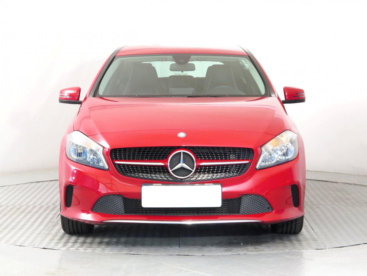 Mercedes-Benz A, 2016 - pohled č. 2