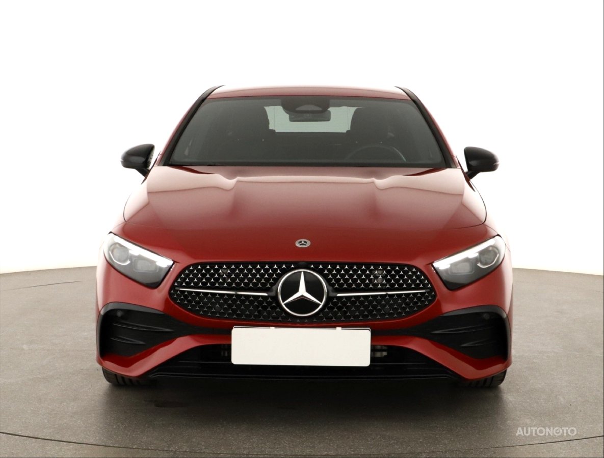 Mercedes-Benz A, 2023 - pohled č. 2