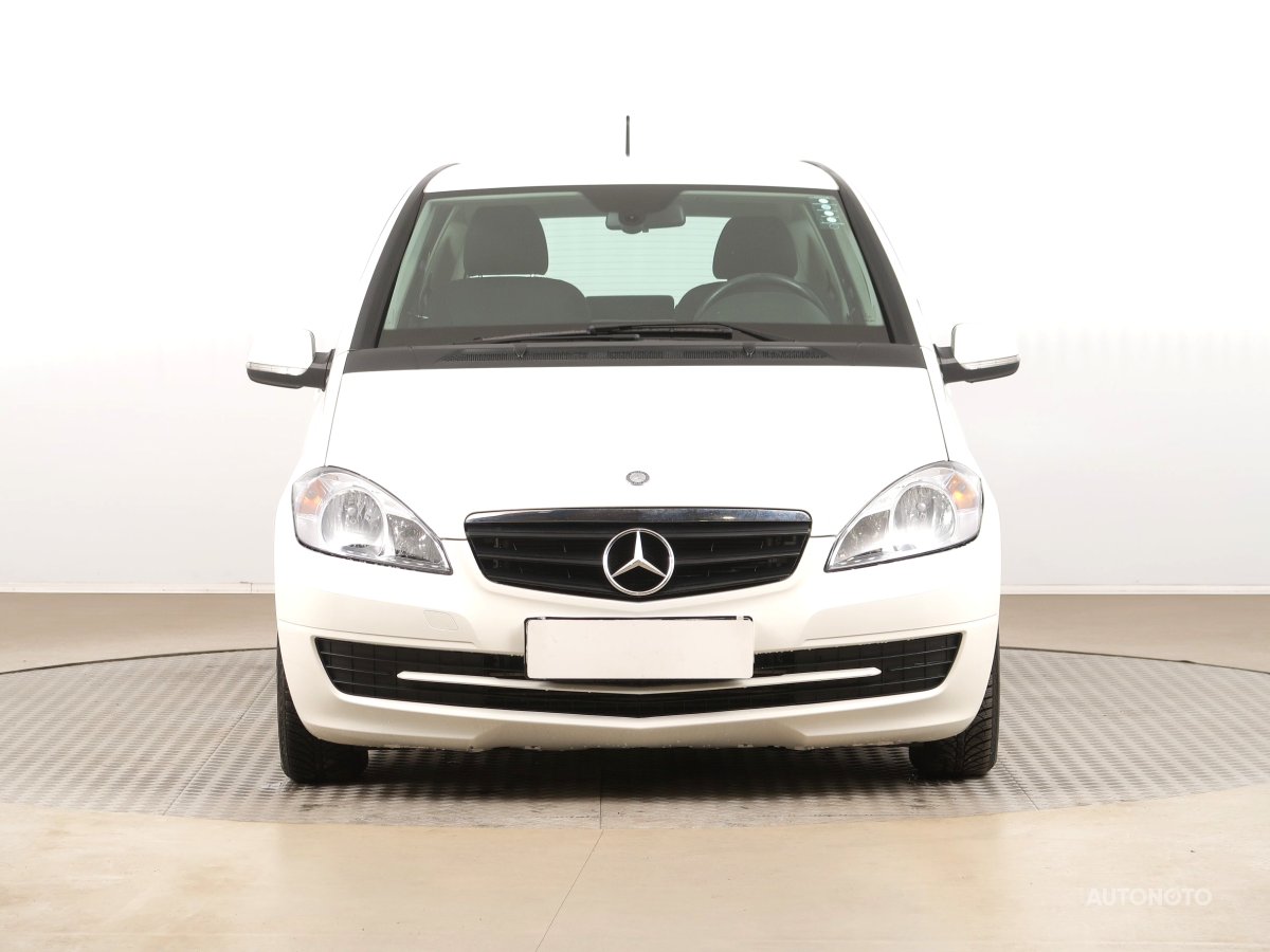 Mercedes-Benz A, 2010 - pohled č. 2