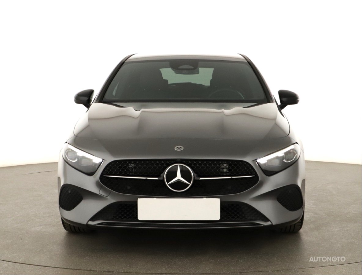 Mercedes-Benz A, 2024 - pohled č. 2