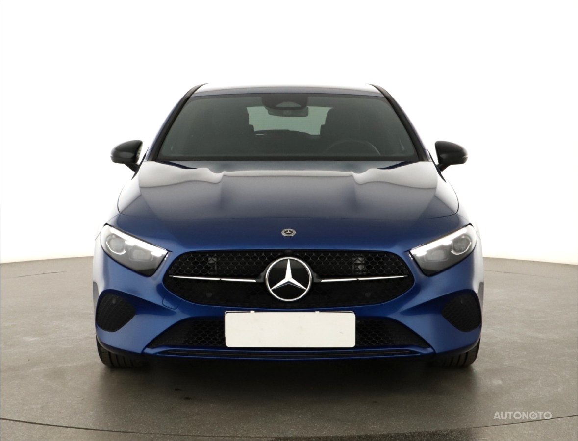 Mercedes-Benz A, 2024 - pohled č. 2