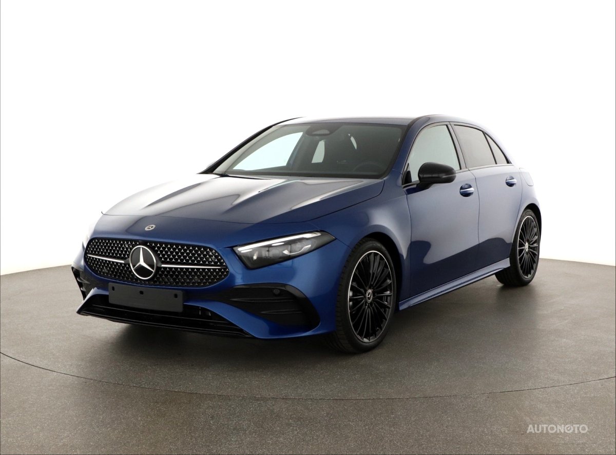 Mercedes-Benz A, 2024 - pohled č. 3