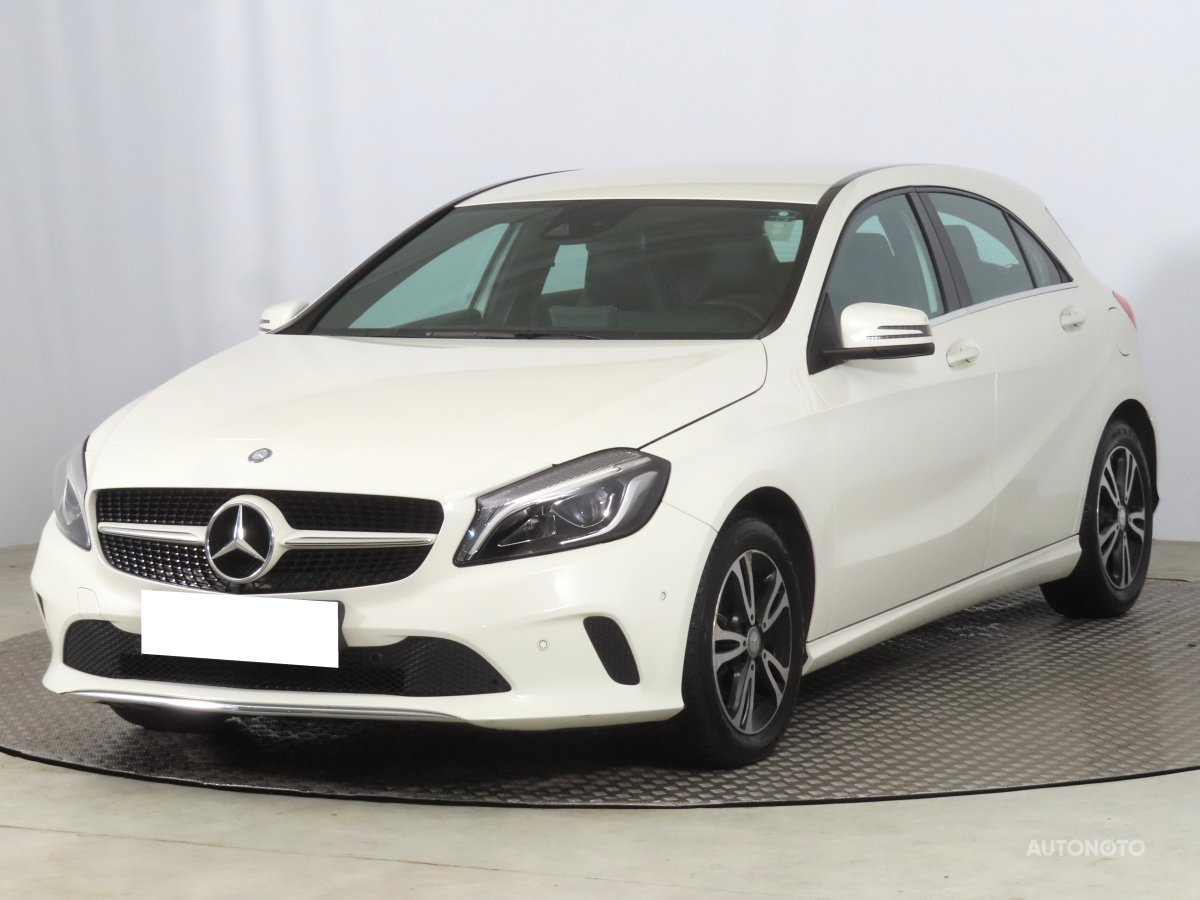 Mercedes-Benz A, 2015 - pohled č. 3