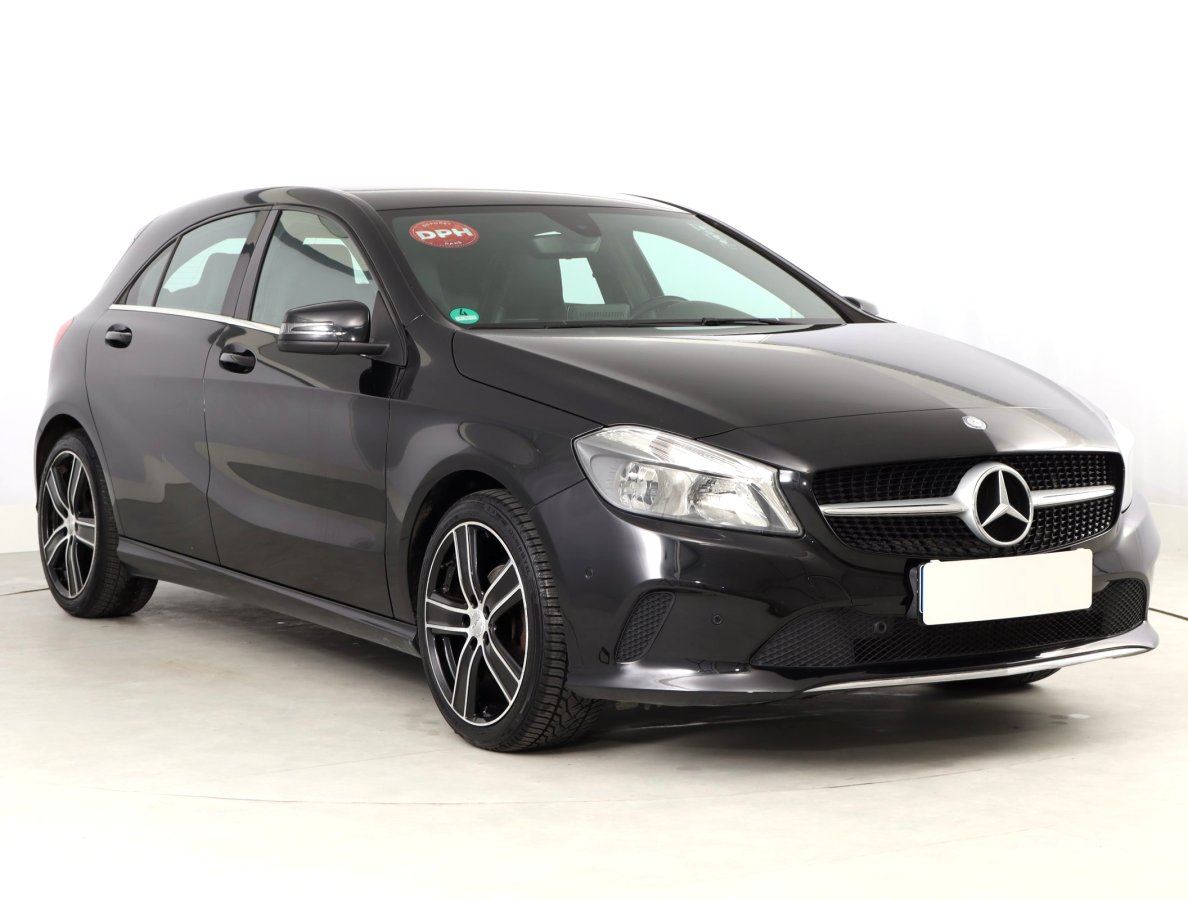 Mercedes-Benz A, 2016 - celkový pohled