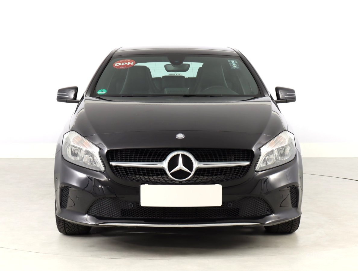 Mercedes-Benz A, 2016 - pohled č. 2