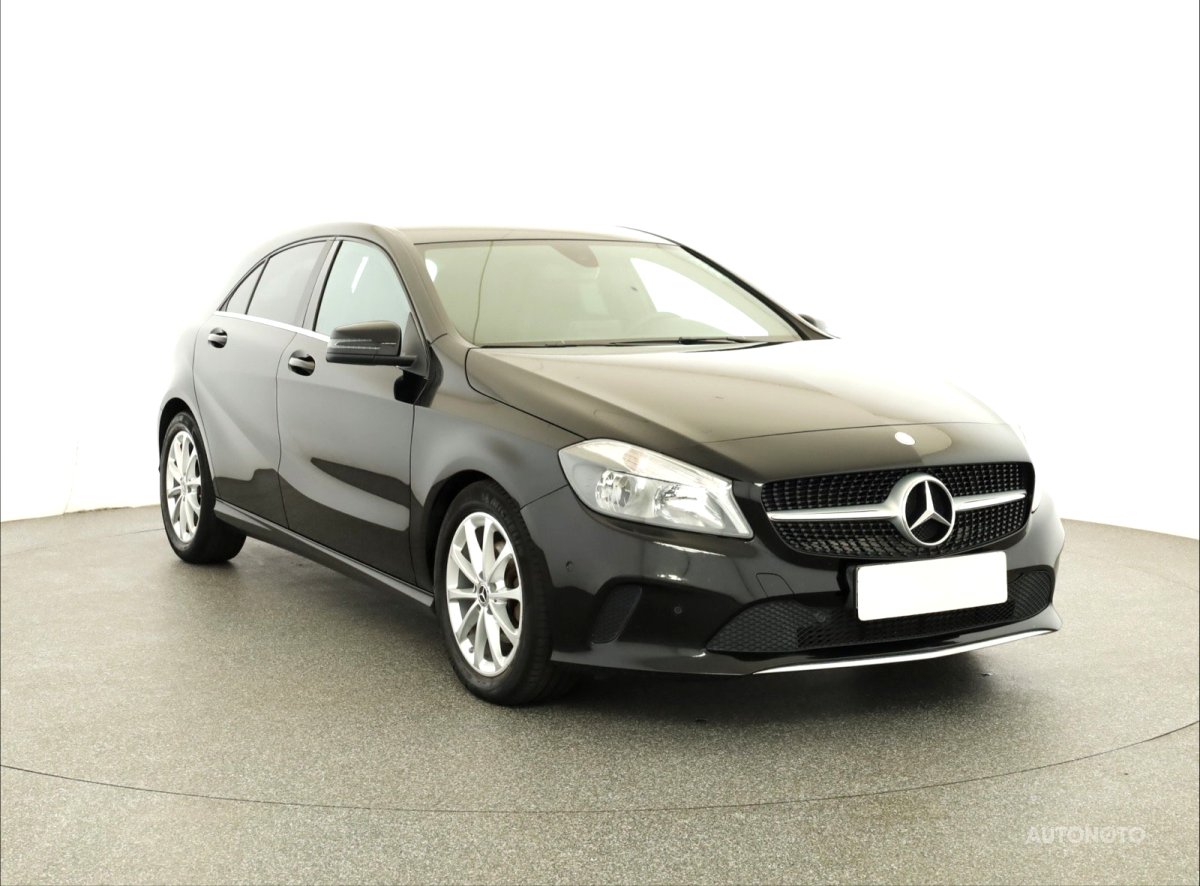 Mercedes-Benz A, 2017 - celkový pohled