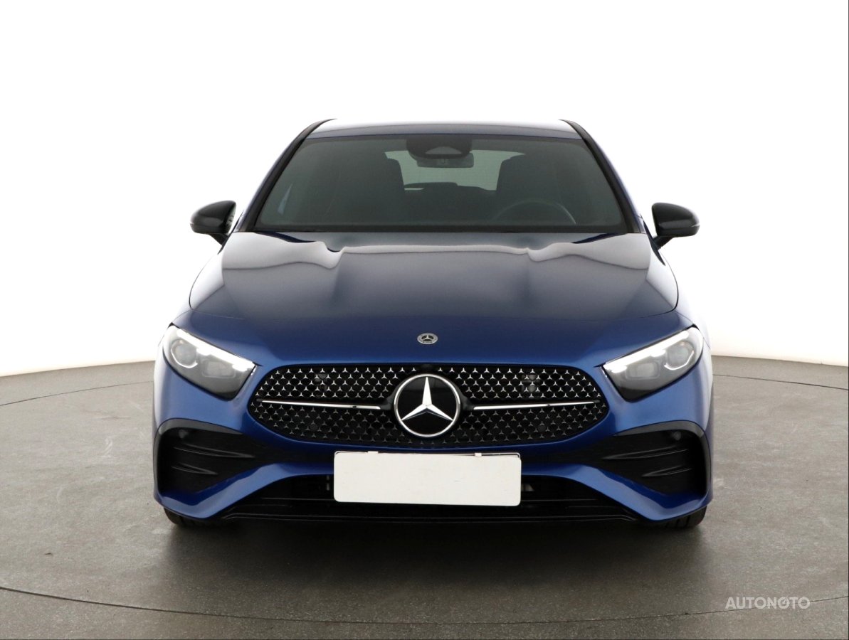 Mercedes-Benz A, 2024 - pohled č. 2