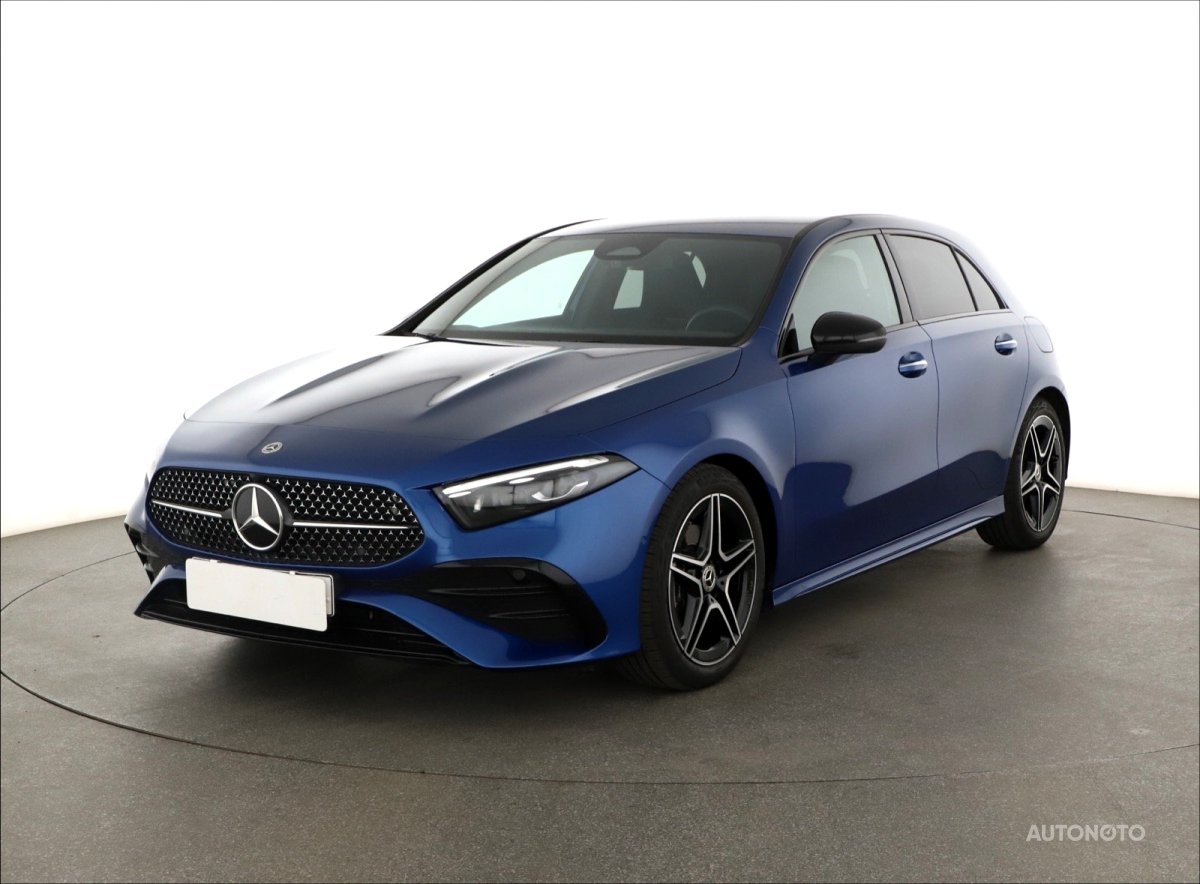 Mercedes-Benz A, 2024 - pohled č. 3