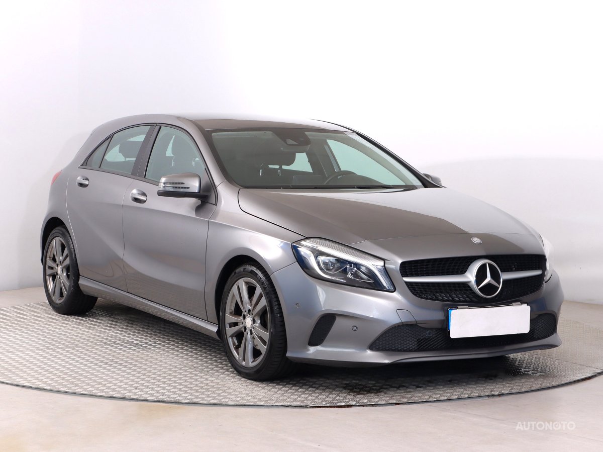 Mercedes-Benz A, 2015 - celkový pohled