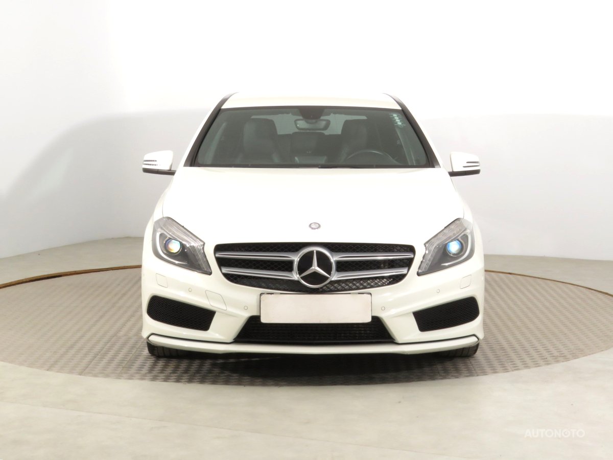 Mercedes-Benz A, 2014 - pohled č. 2