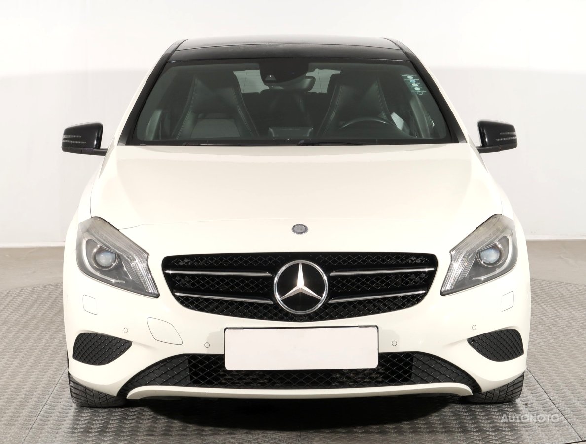 Mercedes-Benz A, 2013 - pohled č. 2