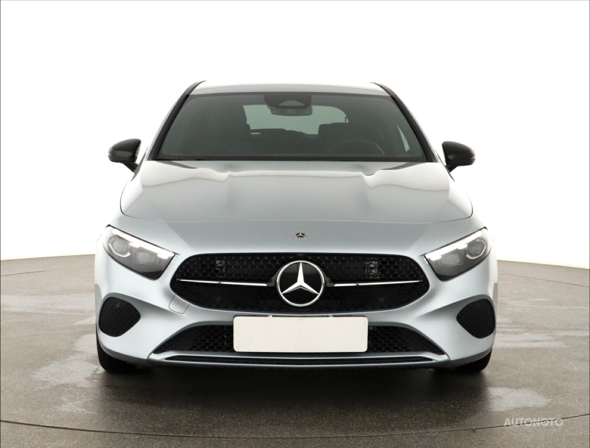 Mercedes-Benz A, 2024 - pohled č. 2