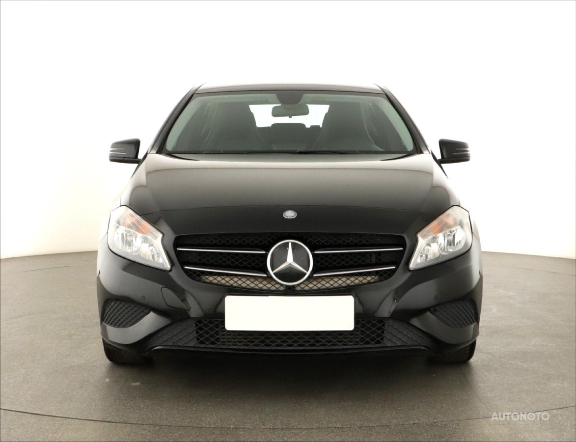 Mercedes-Benz A, 2015 - pohled č. 2