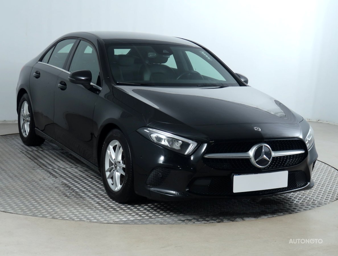Mercedes-Benz A, 2020 - celkový pohled