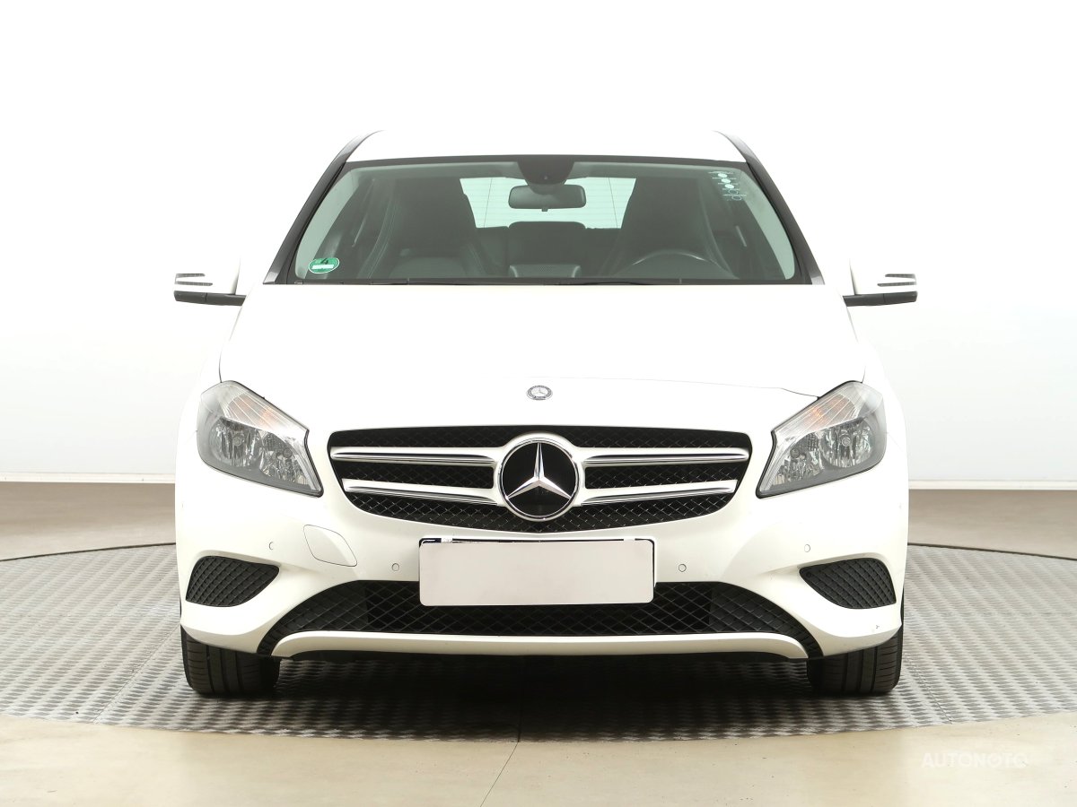 Mercedes-Benz A, 2015 - pohled č. 2