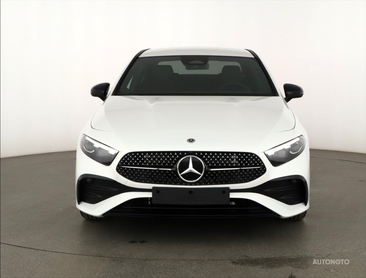 Mercedes-Benz A, 2025 - pohled č. 2