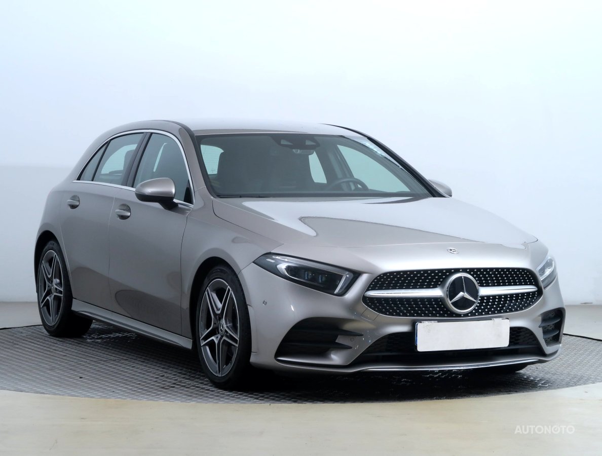 Mercedes-Benz A, 2021 - celkový pohled