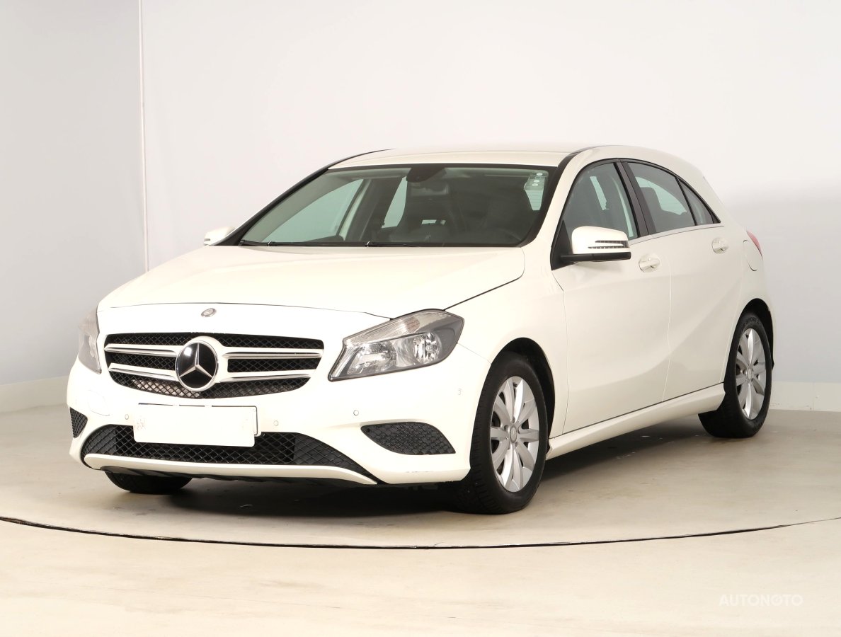Mercedes-Benz A, 2015 - pohled č. 3