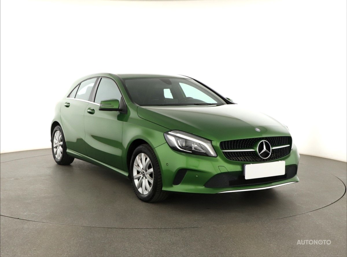 Mercedes-Benz A, 2016 - celkový pohled